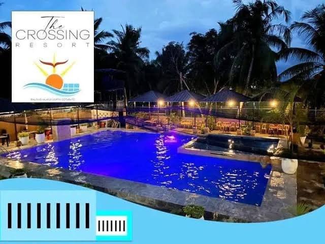 Crossing Resort